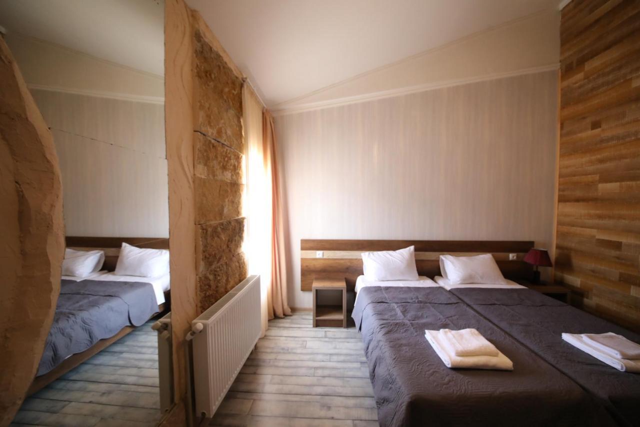Hotel Tamari Koutaïssi Extérieur photo