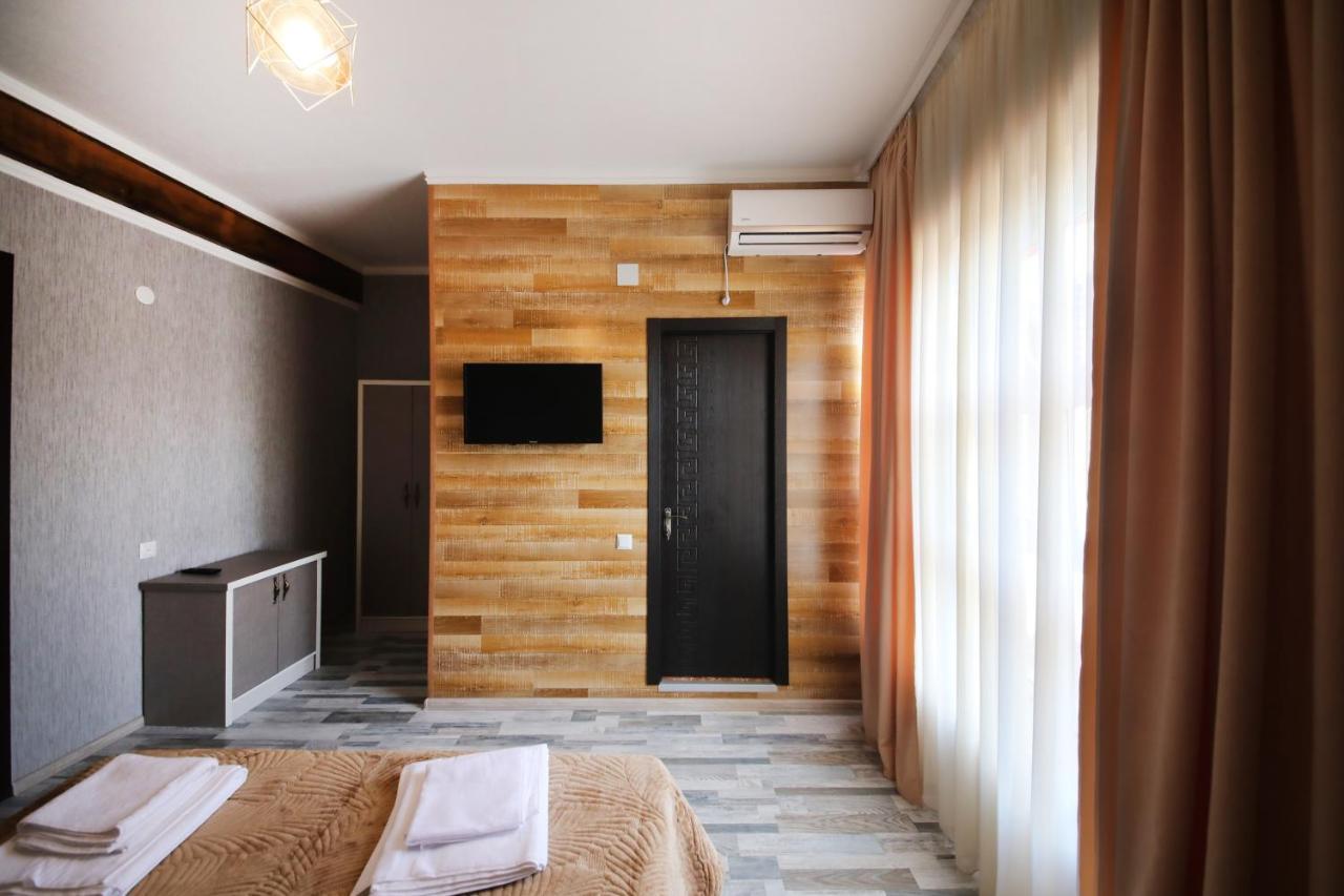 Hotel Tamari Koutaïssi Extérieur photo